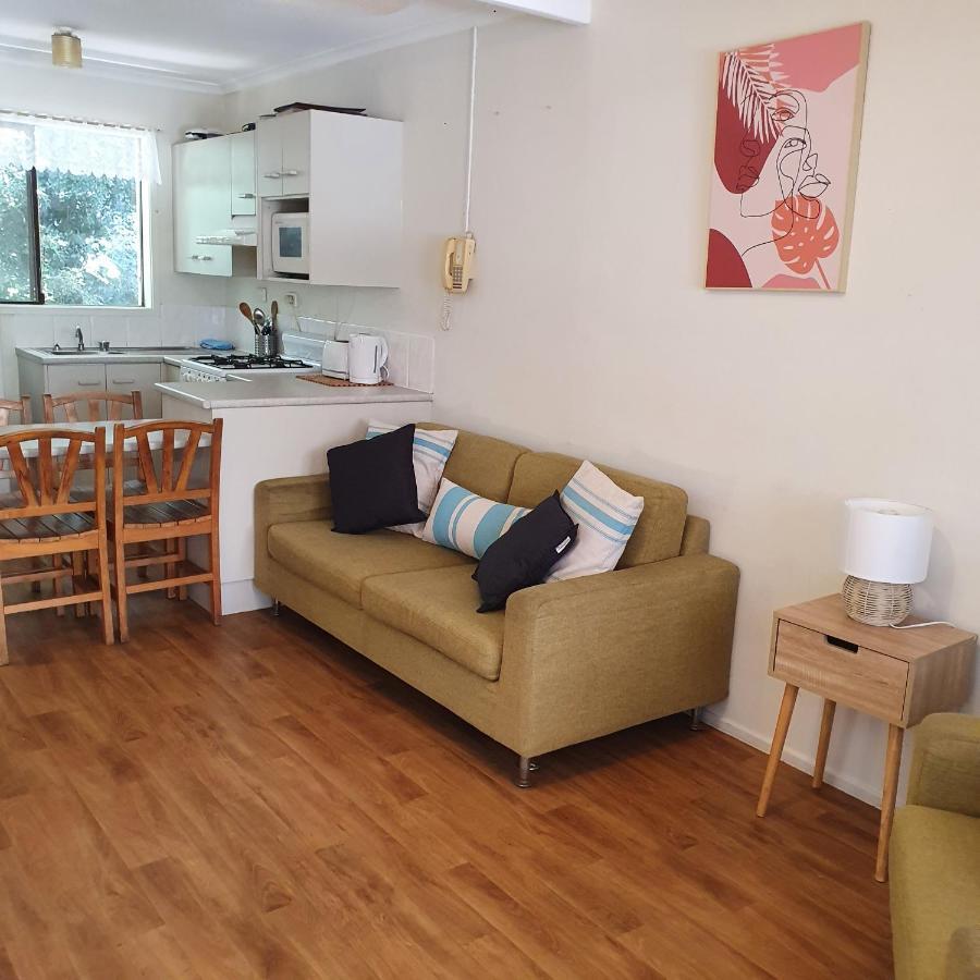 Bargara Motor Inn - Pet Friendly Bagian luar foto