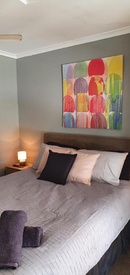 Bargara Motor Inn - Pet Friendly Bagian luar foto