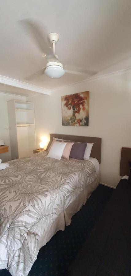 Bargara Motor Inn - Pet Friendly Bagian luar foto