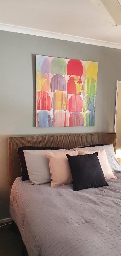 Bargara Motor Inn - Pet Friendly Bagian luar foto