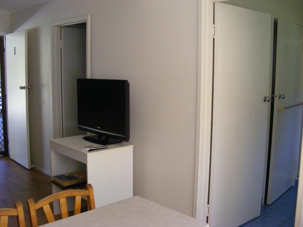 Bargara Motor Inn - Pet Friendly Ruang foto